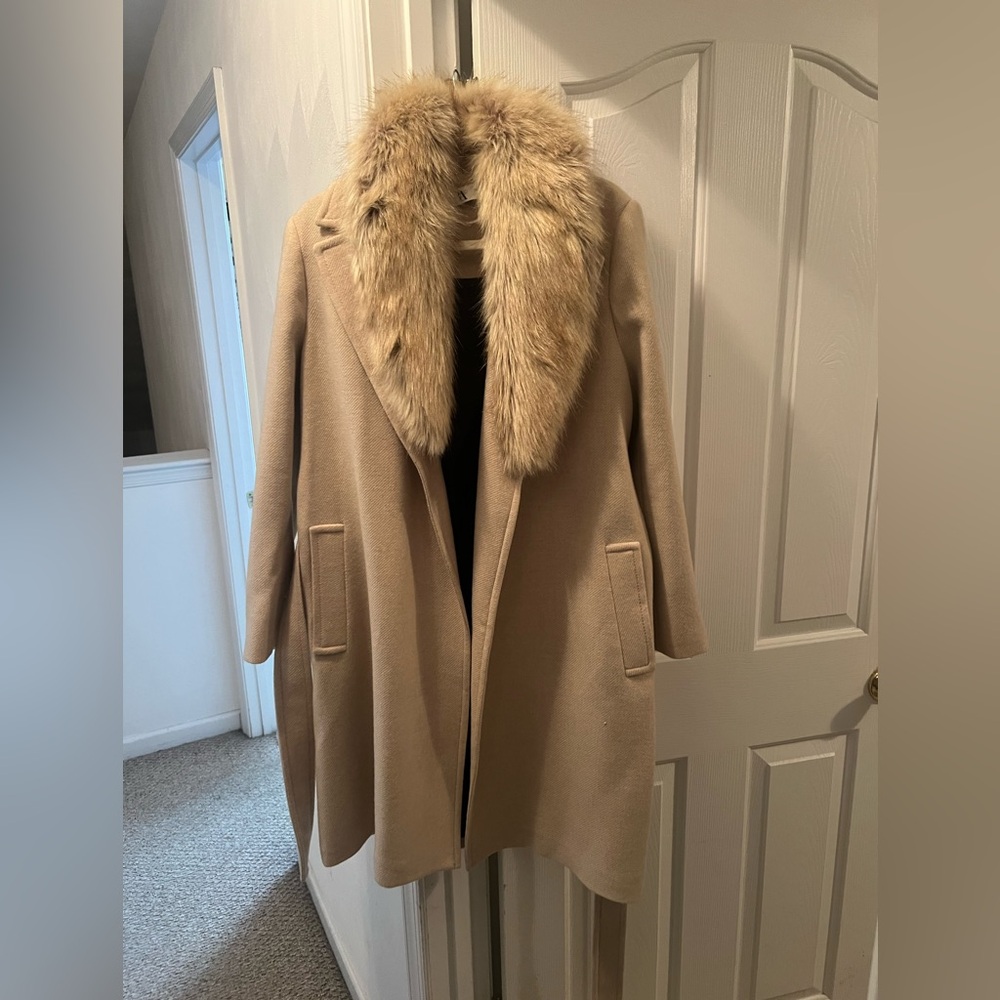 Zara Tan Wool Coat with Faux Fur Collar with belt - Picture 2 of 6
